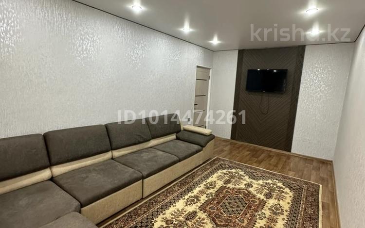 2-комнатная квартира · 54 м² · 4/5 этаж, мкр Шанхай 18/2 — Рыскулова-Пожарского за 140 000 ₸ в Актобе — фото 2