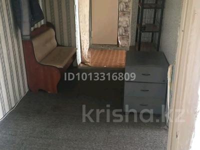 2-комнатная квартира · 54 м² · 9/9 этаж, Майкудук, Майкудук, 15й микрорайон 2/2 за 65 000 ₸ в Караганде, Алихана Бокейханова р-н