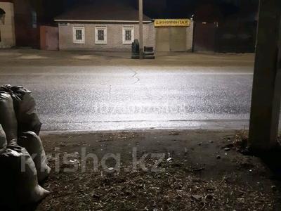 Отдельный дом · 2 комнаты · 45 м² · 4 сот., Чайковского — Шакарима за 15 млн 〒 в Семее