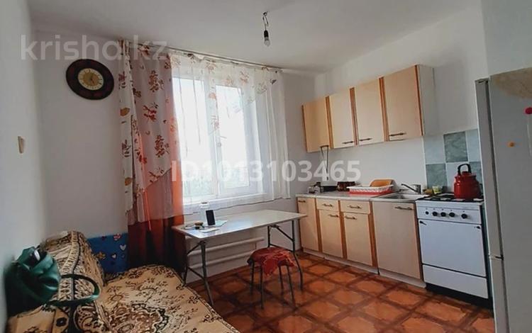 1-комнатная квартира · 55 м² · 9/9 этаж, 5 микрорайон 10 за 15 млн ₸ в Аксае — фото 2