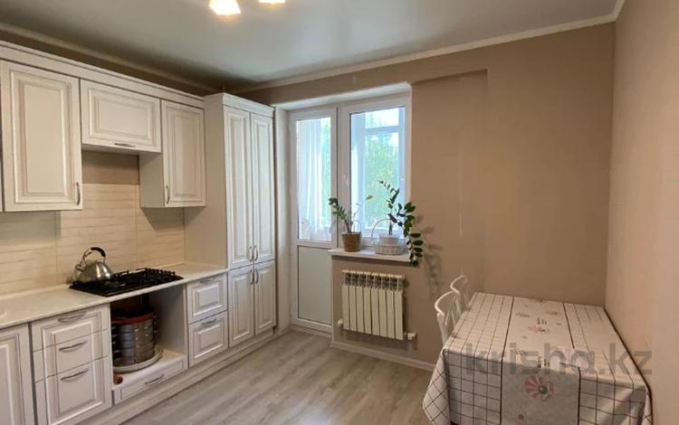 1-комнатная квартира · 40.7 м² · 2/5 этаж, мкр. Алтын орда за 17.5 млн ₸ в Актобе — фото 2