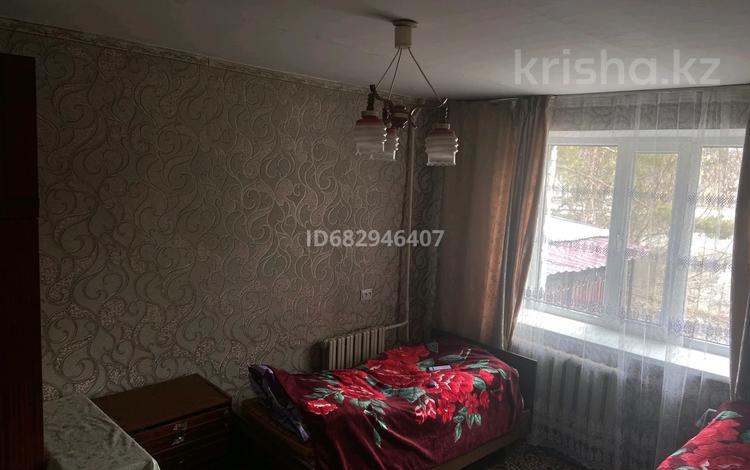 1-комнатная квартира, 25 м², 1/5 этаж, 4 мкр 16 за 9 млн 〒 в Талдыкоргане, мкр Жастар — фото 2