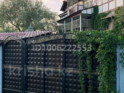 Отдельный дом · 7 комнат · 230 м², мкр Таугуль-3 17 за 1 млн 〒 в Алматы, Ауэзовский р-н