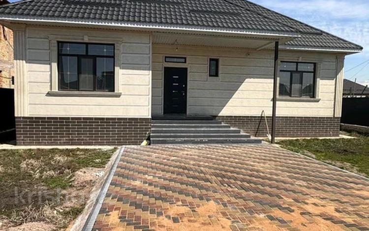 Жеке үй · 4 бөлме · 100 м² · 5 жүзд., Абылай Хана 887/47 — Абылай хана, бағасы: 27 млн ₸ в Каскелене — фото 106