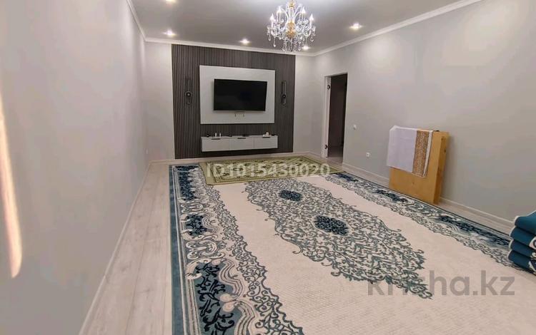 3-комнатная квартира · 98 м² · 6/6 этаж, мкр. Алтын орда 20/1 за 28 млн ₸ в Актобе — фото 2