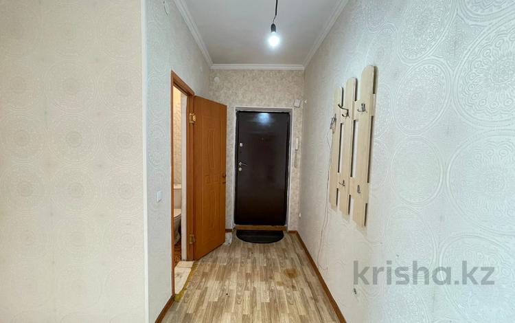 2-комнатная квартира, 67.5 м², 8/10 этаж, мкр Акбулак, Чуланова 151 — Рыскулова за 27.5 млн 〒 в Алматы, Алатауский р-н — фото 7