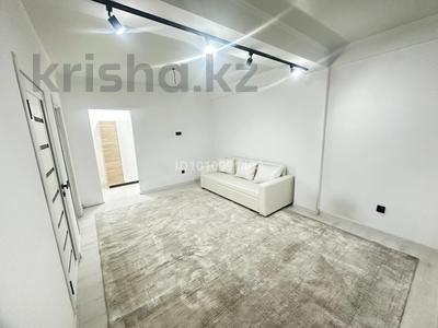 2-комнатная квартира · 60 м² · 4/5 этаж, мкр Думан-2, Халиуллина 172/8 за 240 000 〒 в Алматы, Медеуский р-н