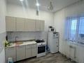 2-комнатная квартира · 54 м² · 10/10 этаж, мкр Юго-Восток, 137-й учётный квартал 349 за 26.3 млн ₸ в Караганде, Казыбек би р-н — фото 3