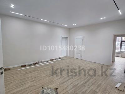 Жеке үй · 4 бөлме · 150 м² · 5 жүзд., Матяша 51 — Угол Амангельды 12 район мечети, бағасы: 60 млн ₸ в Семее