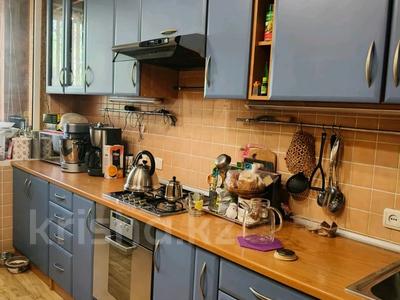 3-комнатная квартира · 70 м², мкр Казахфильм 31 за 59.5 млн ₸ в Алматы, Бостандыкский р-н