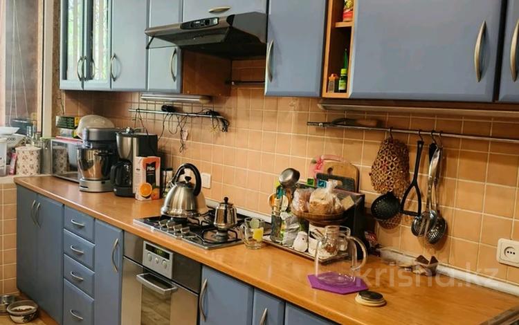3-комнатная квартира · 70 м², мкр Казахфильм 31 за 59.5 млн ₸ в Алматы, Бостандыкский р-н — фото 2