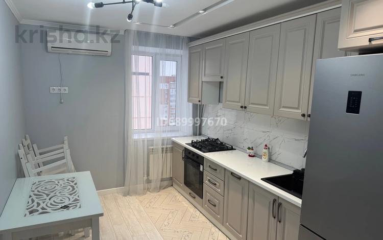 2-комнатная квартира · 66 м² · 9/10 этаж, мкр Кадыра Мырза-Али 17 за 230 000 〒 в Уральске — фото 21