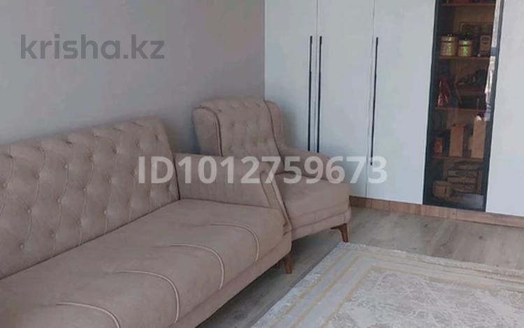 1-комнатная квартира · 45 м² · 2/5 этаж, Д.Конаева 17 за 250 000 ₸ — фото 2
