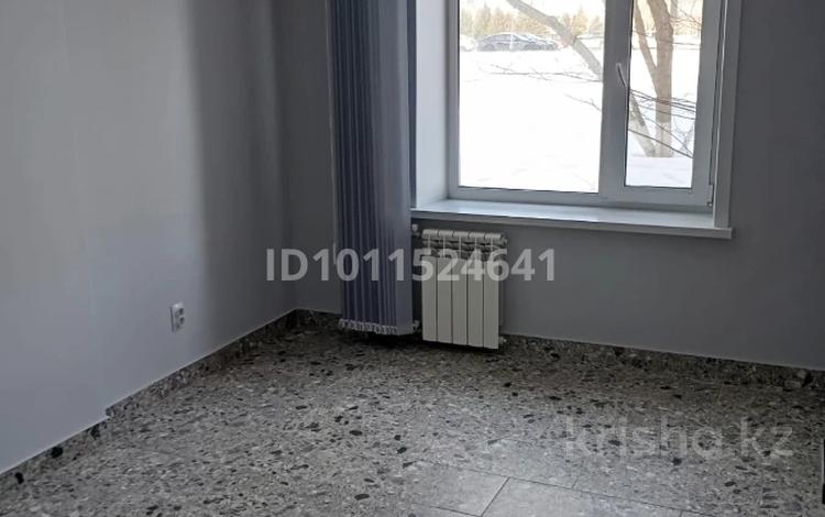 Свободное назначение, офисы, кабинеты и рабочие места, студии · 90 м² за 380 000 ₸ в Астане, Есильский р-н — фото 4