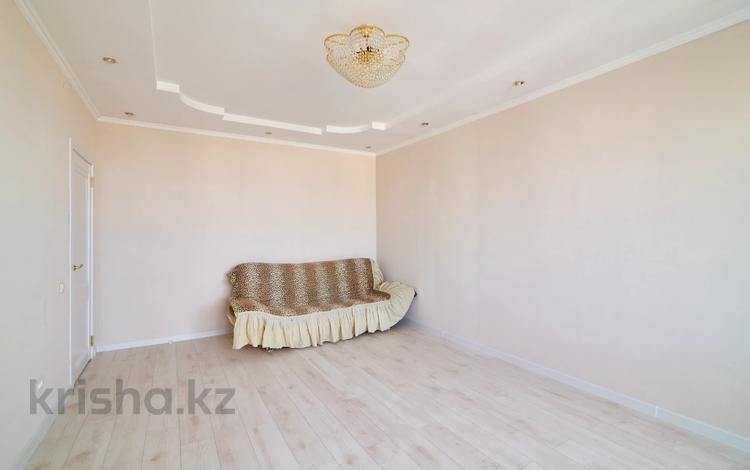 2-комнатная квартира · 68 м² · 17/24 этаж, Тауелсиздик 34/1 за 34 млн ₸ в Астане, Сарайшык р-н — фото 2