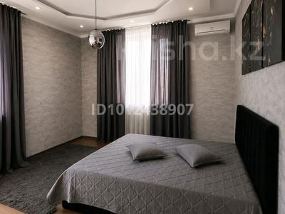 Дом · 4 комнаты · 500 м², мкр Алгабас, Мухитдинова 85 — Дворянка по тугису за 160 000 ₸ в Алматы, Алатауский р-н
