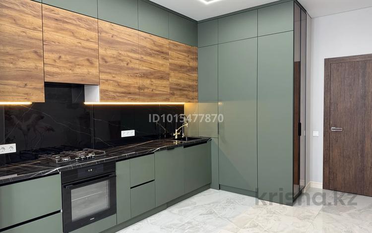 2-комнатная квартира · 73 м² · 5/9 этаж, Молдагулова 5/4 за 52 млн ₸ в Уральске — фото 2