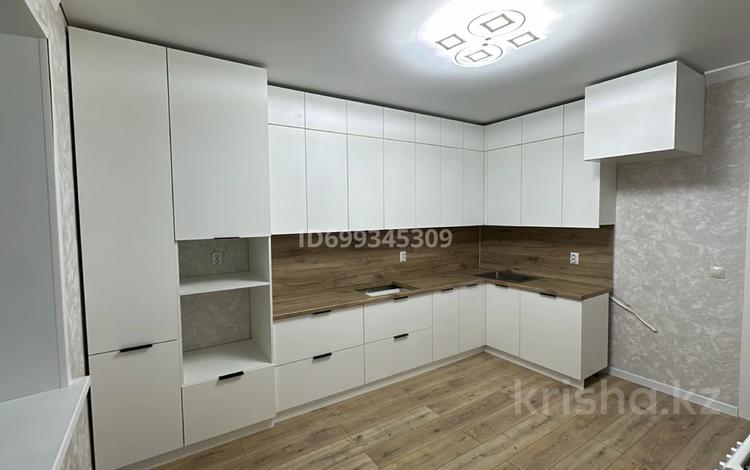 2-бөлмелі пәтер · 64 м² · 8/9 қабат · ай сайын, Кайрбекова 358/2, бағасы: 180 000 〒 в Костанае — фото 2