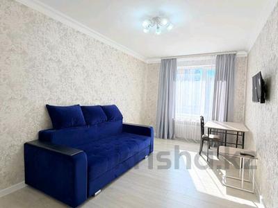 2-бөлмелі пәтер · 60 м² · 5/9 қабат, Сауран 13, бағасы: 300 000 ₸ в Астане, Есильский р-н
