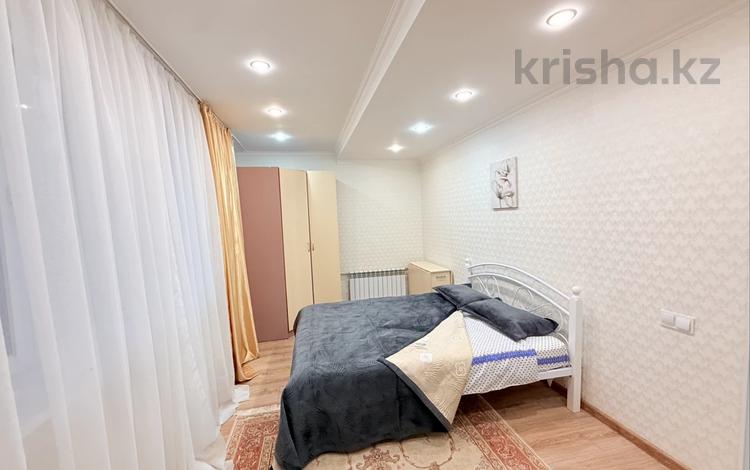 2-комнатная квартира · 61 м² · 1/5 этаж, 14-й мкр 25 — Набережка, ТРЦ Астана, кинотеатр, кафе, с бойлером за 15 000 ₸ в Актау — фото 43