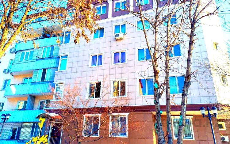 1-комнатная квартира, 30 м², 4/5 этаж, мкр Кокжиек 46 за 12.7 млн 〒 в Алматы, Жетысуский р-н — фото 2