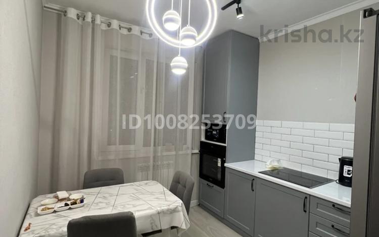 3-комнатная квартира · 69 м² · 7/12 этаж, Райымбека за 400 000 ₸ в Алматы, Жетысуский р-н — фото 2