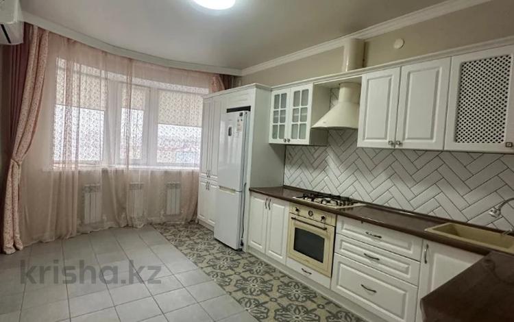 3-бөлмелі пәтер · 98.8 м² · 8/9 қабат, мкр. Алтын орда, Ораза Татеулы, бағасы: 38 млн ₸ в Актобе — фото 2
