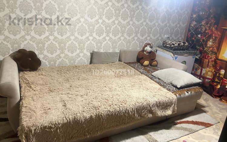 1-комнатная квартира · 35 м² · 3/5 этаж, мкр Новый Город, Гоголя 58 — Абдирова за 8 000 ₸ в Караганде, Казыбек би р-н — фото 3