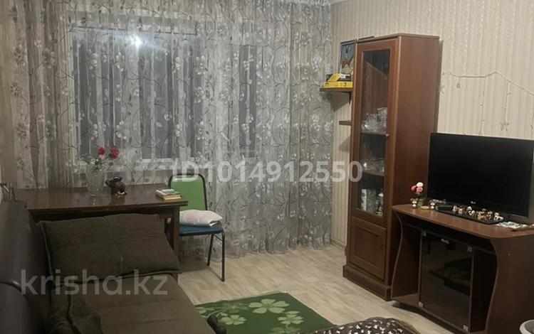 2-комнатная квартира · 45 м² · 3/5 этаж, Майкудук, 14й микрорайон 4А за 12 млн ₸ в Караганде, Алихана Бокейханова р-н — фото 2
