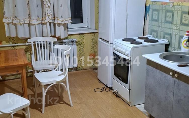 3-комнатная квартира · 69 м² · 3/9 этаж, Есенберлина 67а за 180 000 ₸ в Жезказгане — фото 2