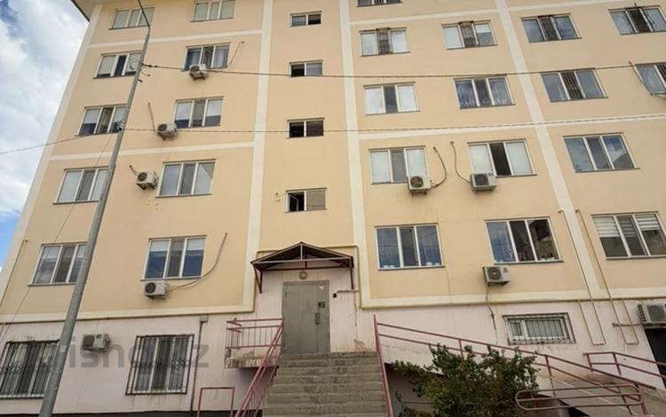 2-бөлмелі пәтер · 61.5 м² · 4/6 қабат, Бейбарыс 40, бағасы: 19 млн ₸ в Атырау — фото 2