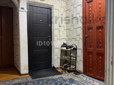 4-бөлмелі пәтер · 88 м² · 2/5 қабат, мкр Алатау 29 — Саңырақ батыр - Сейфуллин, бағасы: 25 млн 〒 в Таразе