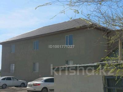 Жеке үй · 12 бөлме · 450 м² · 18 жүзд., ул Медеу 53 — Школа, бағасы: 75 млн ₸ в Астане, Сарыарка р-н
