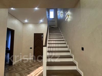 4-комнатная квартира · 150 м² · 1/2 этаж, Казталовская за 45.5 млн ₸ в Уральске
