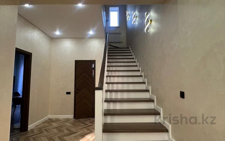 4-комнатная квартира · 150 м² · 1/2 этаж, Казталовская за 45.5 млн ₸ в Уральске — фото 2