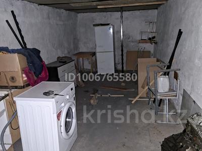 Гараж · 25 м² · Мухамеджанова 256 — Иванов перекрёстке сторону вокзала за 900 000 〒 в Балхаше