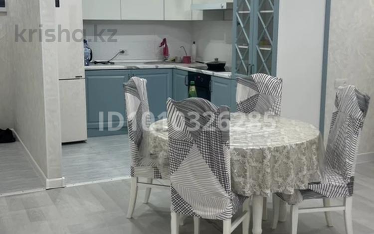 3-комнатная квартира · 110 м² · 2/11 этаж, 29-й мкр 24 за 27 млн ₸ в Актау — фото 2