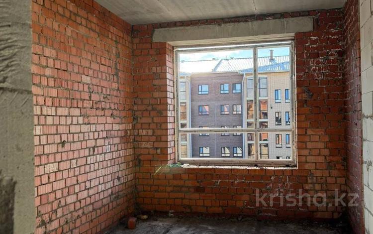 1-комнатная квартира · 42.2 м² · 2/5 этаж, жукова за ~ 16.5 млн ₸ в Петропавловске — фото 2