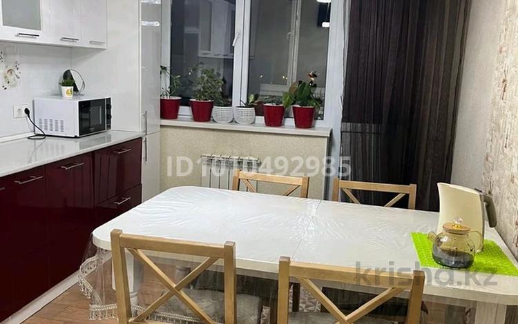 2-бөлмелі пәтер · 70 м² · 6/13 қабат, мкр Нуркент — Рыскулова Момышулы, бағасы: 34 млн ₸ в Алматы, Алатауский р-н — фото 2
