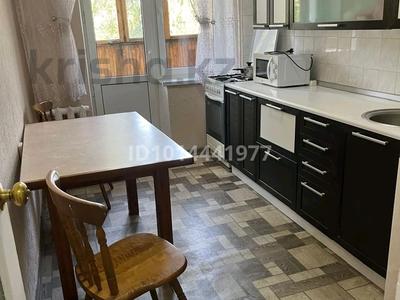 3-комнатная квартира · 70 м² · 4/5 этаж, мкр Тастак-1 20 а — Фурката за 300 000 ₸ в Алматы, Ауэзовский р-н