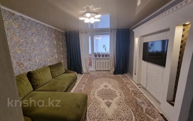 3-комнатная квартира, 74 м², 1/10 этаж, 8-й мкр 1 за 32 млн 〒 в Костанае — фото 2