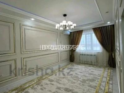 3-комнатная квартира · 90 м² · 4/5 этаж, Тауелсіздік — Есенова.Тауелсіздік за 330 000 ₸ в 