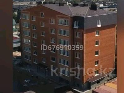 2-комнатная квартира, 66.3 м², 2/6 этаж, Урожайная 18б за 26 млн 〒 в Костанае
