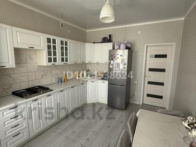 3-комнатная квартира · 98.2 м² · 7/9 этаж, мкр. Алтын орда, Ораз Татеулы 5А за 36.5 млн ₸ в Актобе