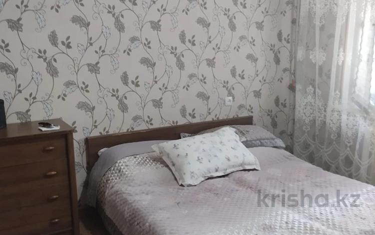 2-комнатная квартира · 50 м² · 3/5 этаж, 8 микрорайон за 180 000 ₸ в Шымкенте, Абайский р-н — фото 2