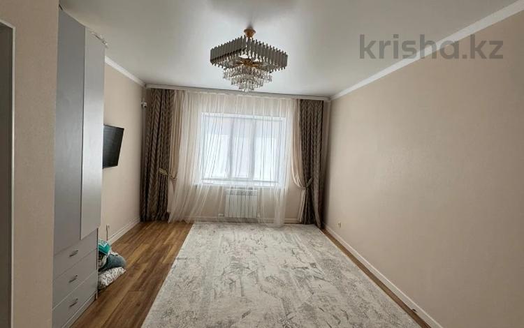 1-комнатная квартира · 46 м² · 4/5 этаж, мкр. Алтын орда 350 за 20 млн ₸ в Актобе — фото 2