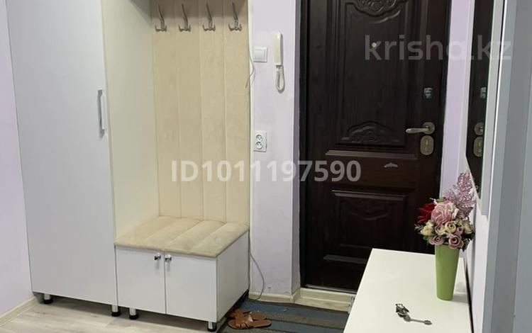 3-бөлмелі пәтер · 63 м² · 4/5 қабат, Пушкина — Сатпаева, бағасы: 250 000 〒 в Жезказгане — фото 2