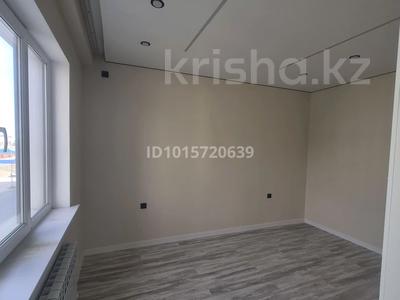 2-бөлмелі пәтер · 45 м², Нұрсая ш/а., Елорда 6/3, 6/4, 6/5, 6/6, 6/7, 6/8, 6Б, бағасы: 24.5 млн ₸ в Атырау, мкр Нурсая