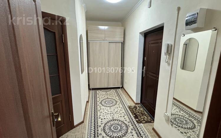 1-комнатная квартира · 45 м² · 3/5 этаж, мкр Улы Дала 1 за 100 000 ₸ в Таразе — фото 2