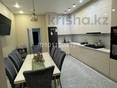 4-бөлмелі пәтер · 150 м² · 5/5 қабат, Неусыпова 57 — Парка кирова, бағасы: 500 000 ₸ в Уральске
